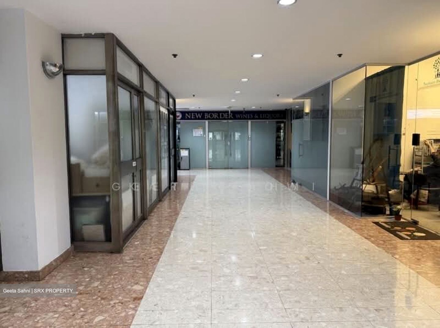 High Street Centre (D6), Retail #607553451